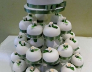 wedding cakes 2014 034.jpg